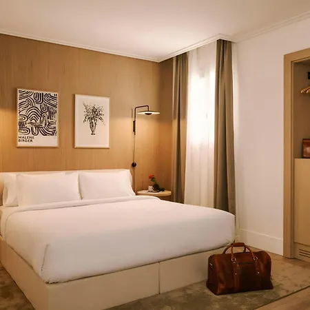 ホテル Paseo De Gracia Hotel, Sonder By Marriott Bonvoy バルセロナ